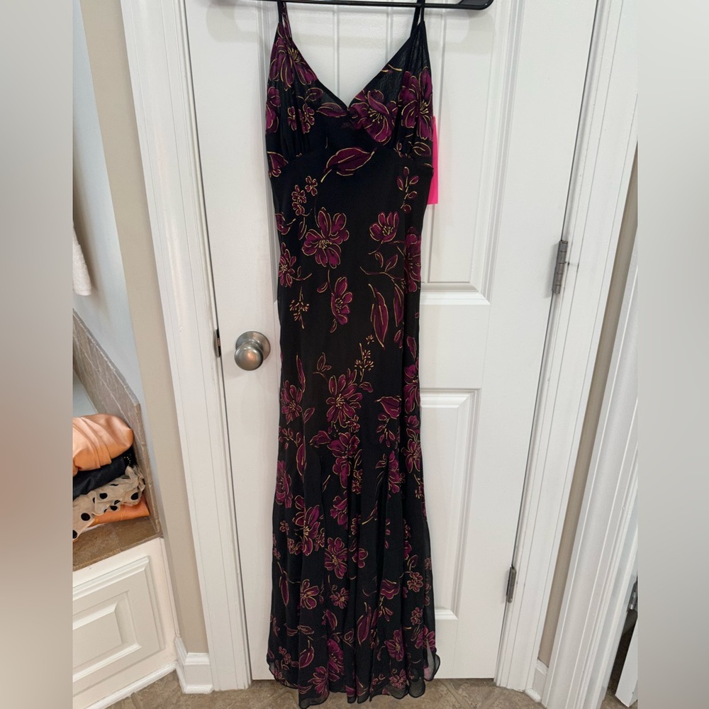 Betsy Johnson long maxi dress!